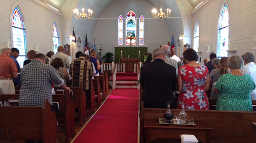 worship service at Epiphany Church in Summerville SC